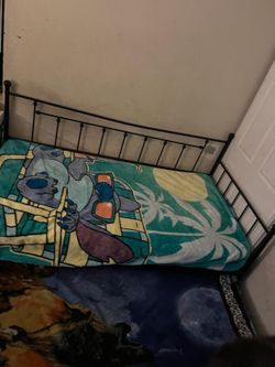 2 Twin Bed With Mattress Included