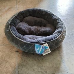 Small Dog Or Cat Bed