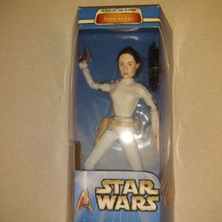 Brand New Star Wars Attack Of The Clones 12" Padme Amidala