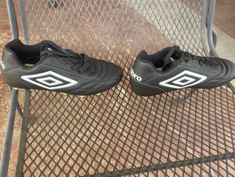 Umbro Soccer Cleats Youth