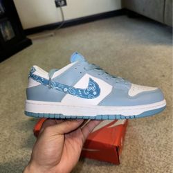 Nike Dunks (check out my page 🔥) 