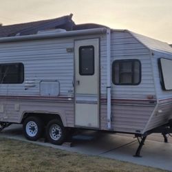1994 Skyline RV Travel Trailer