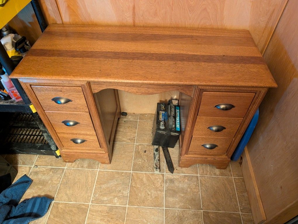 Small Oak Desk Free