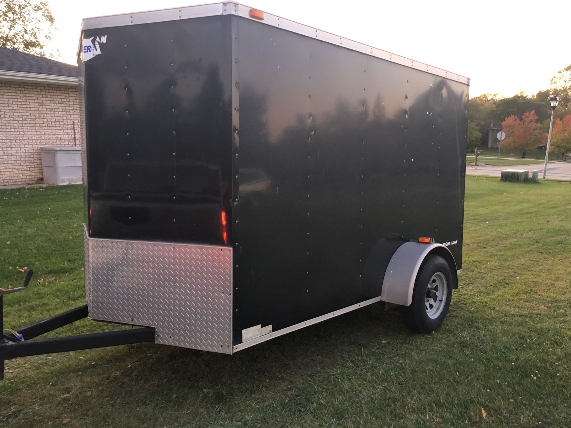 6x10 enclosed trailer