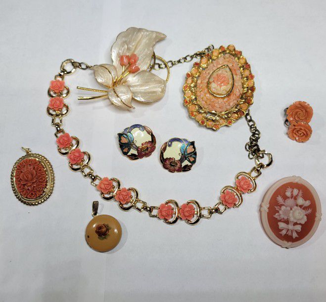Salmon/Orange Vintage Carved Floral Jewelry 8 Pc Lot Roses, Cloisonne, Enamel, Painted Locket