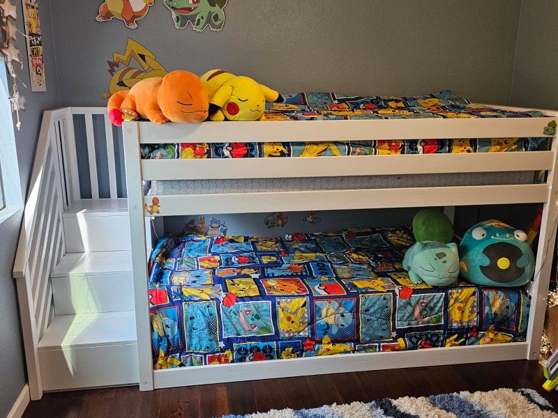 Twin Bunk Bed