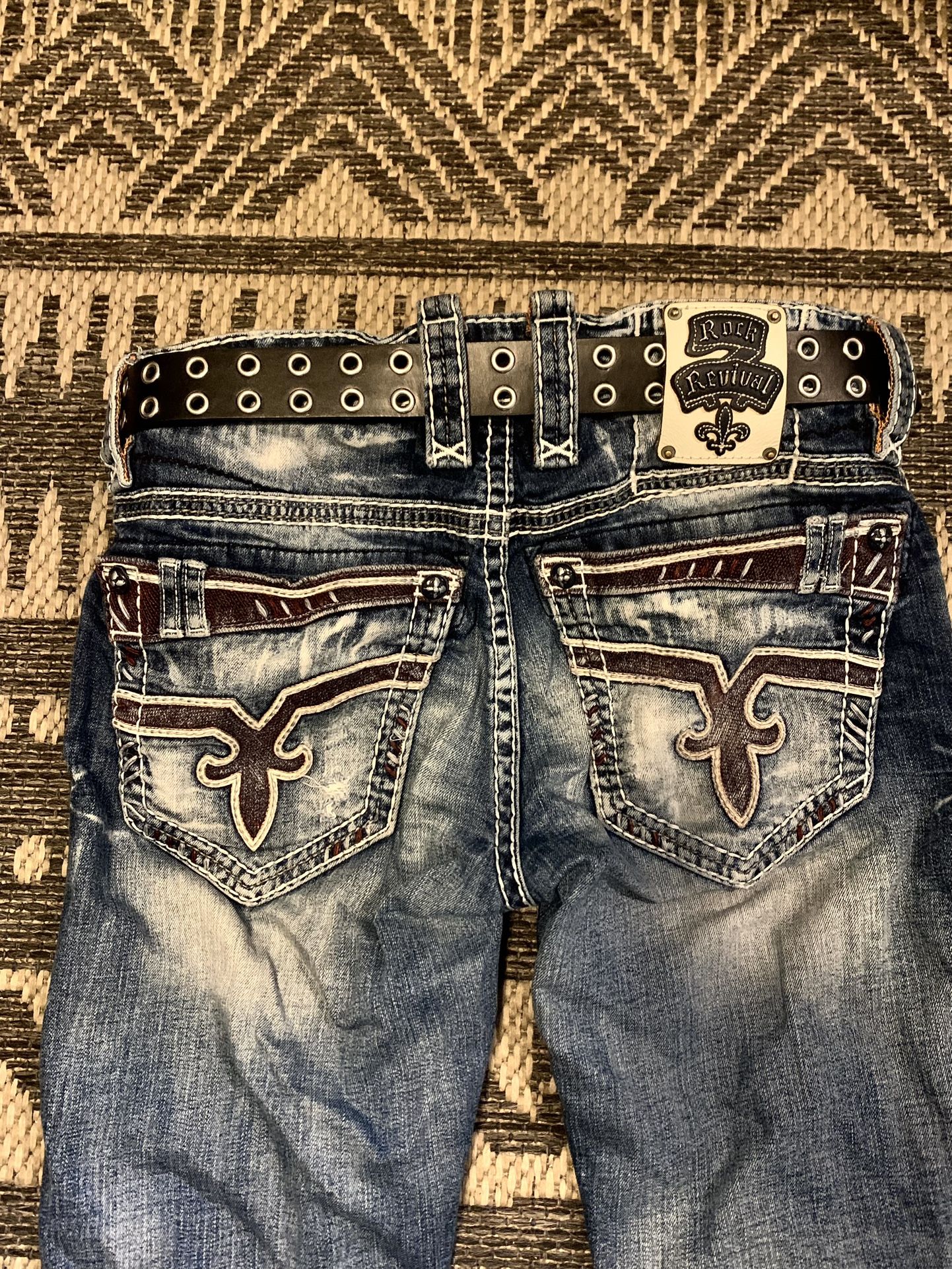 Rock Revival, Blue, 32