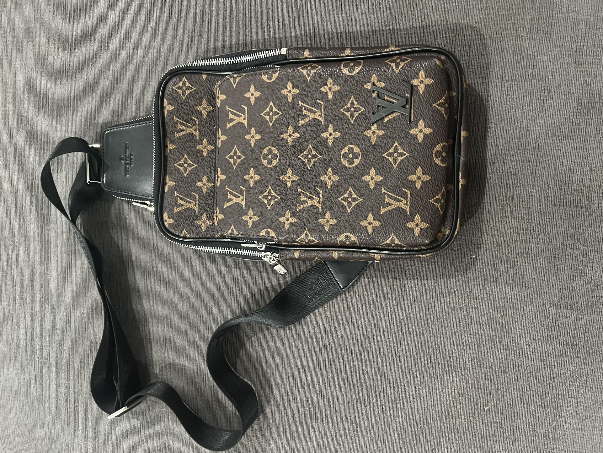 Avenue Slingbag Monogram Macassar Canvas