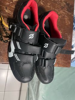 Biking shoes almost like new