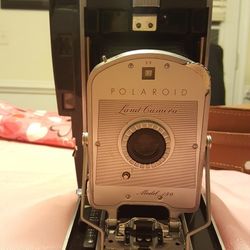 Vintage Polariod Camera Model 150 - Camera
