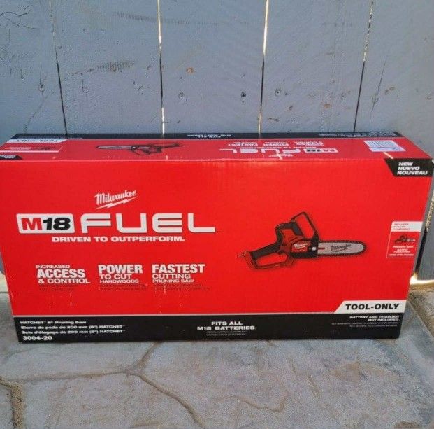 Milwaukee New Hatchet 18M Fuel Brushless