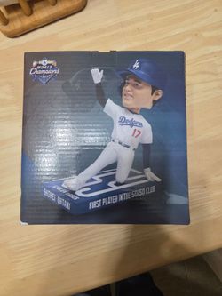 Shohei Ohtani Dodgers 50/50 Club Sliding Bobblehead