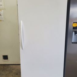 FRIGIDAIRE FREEZER 🏈🏈🏈EXCELLENT CONDITION ❗ 