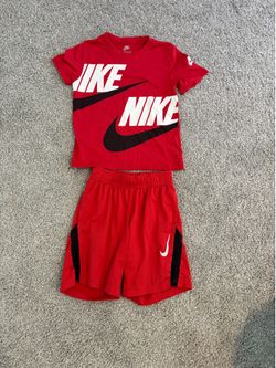 Nike Youth XS/7 T Shirt & Dri-Fit Athletic Shorts