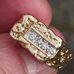 90s Vintage 10k Nugget N Diamond Ring 
