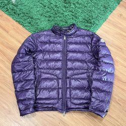 Moncler Acorus Down Jacket – Purple – Size 5 (Large) – PreOwned
