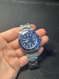 Rolex Submariner Date Mens Watch Steel Blue Dial Blue Insert Bezel Oyster 40mm