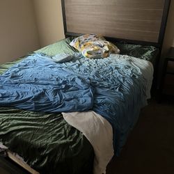 Queen Bedroom Set