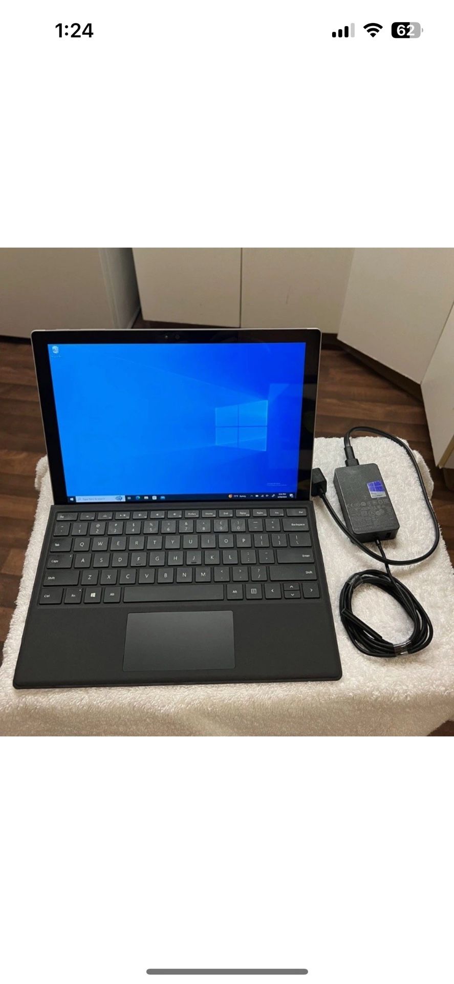 Microsoft Surface Pro 4 i7-6650U 2.5GHz 8GB RAM 256GB SSD Win10 PRO W/ Keyboard