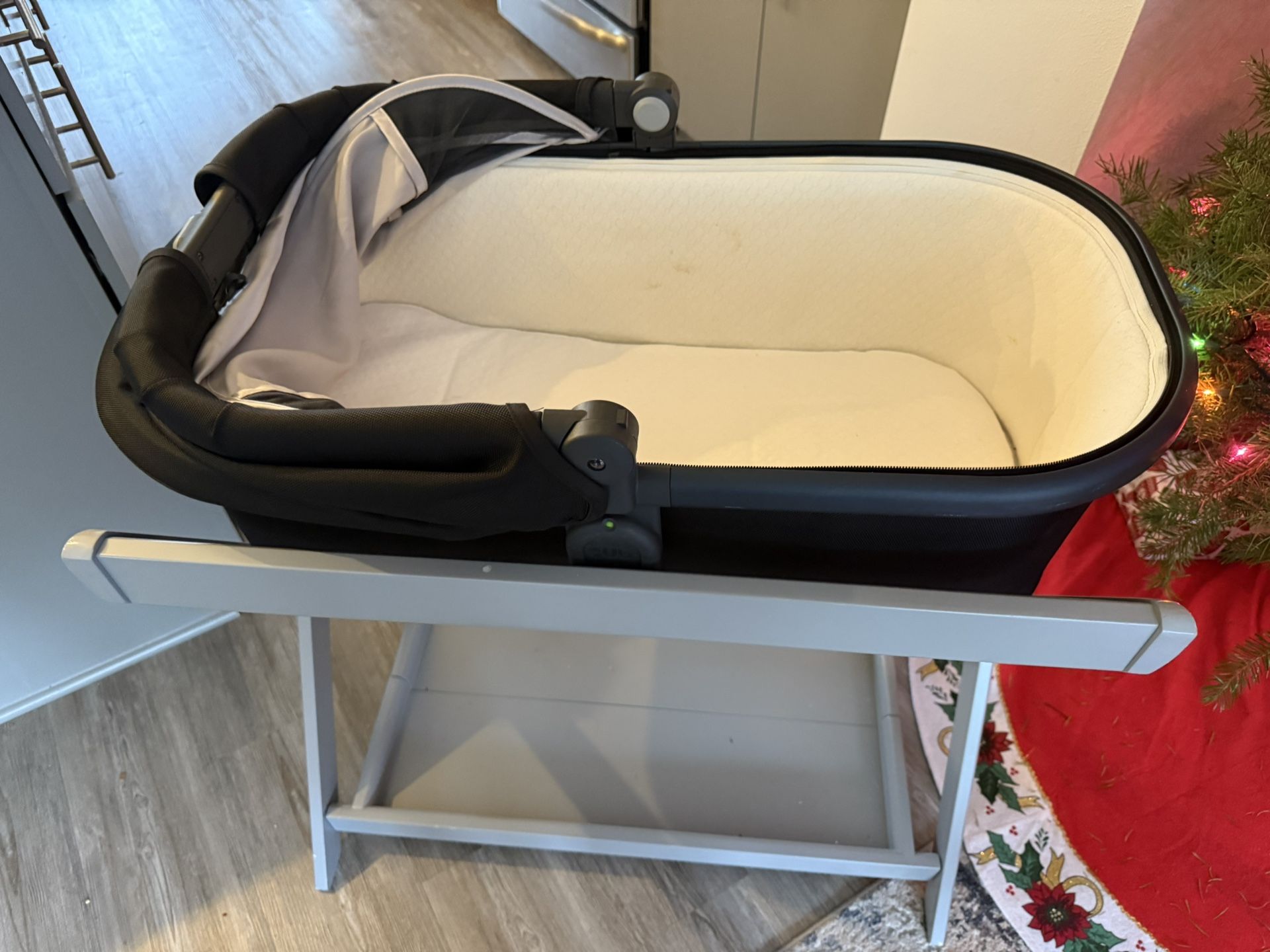 Uppababy Bassinet & Stand