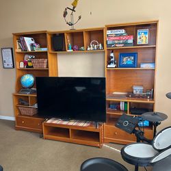 Wall organizer