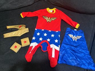 DC Wonder Woman Baby 0-6M Halloween Costume Jumpsuit Cape Belt Crown Cuffs