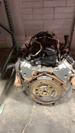 2010 Tahoe 5.3L Engine with 72K Miles Tested plus warranty