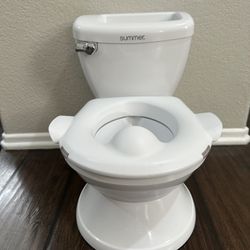 POTTY TRAINING TOILET WITH REALISTIC FLUSHING SOUNDS