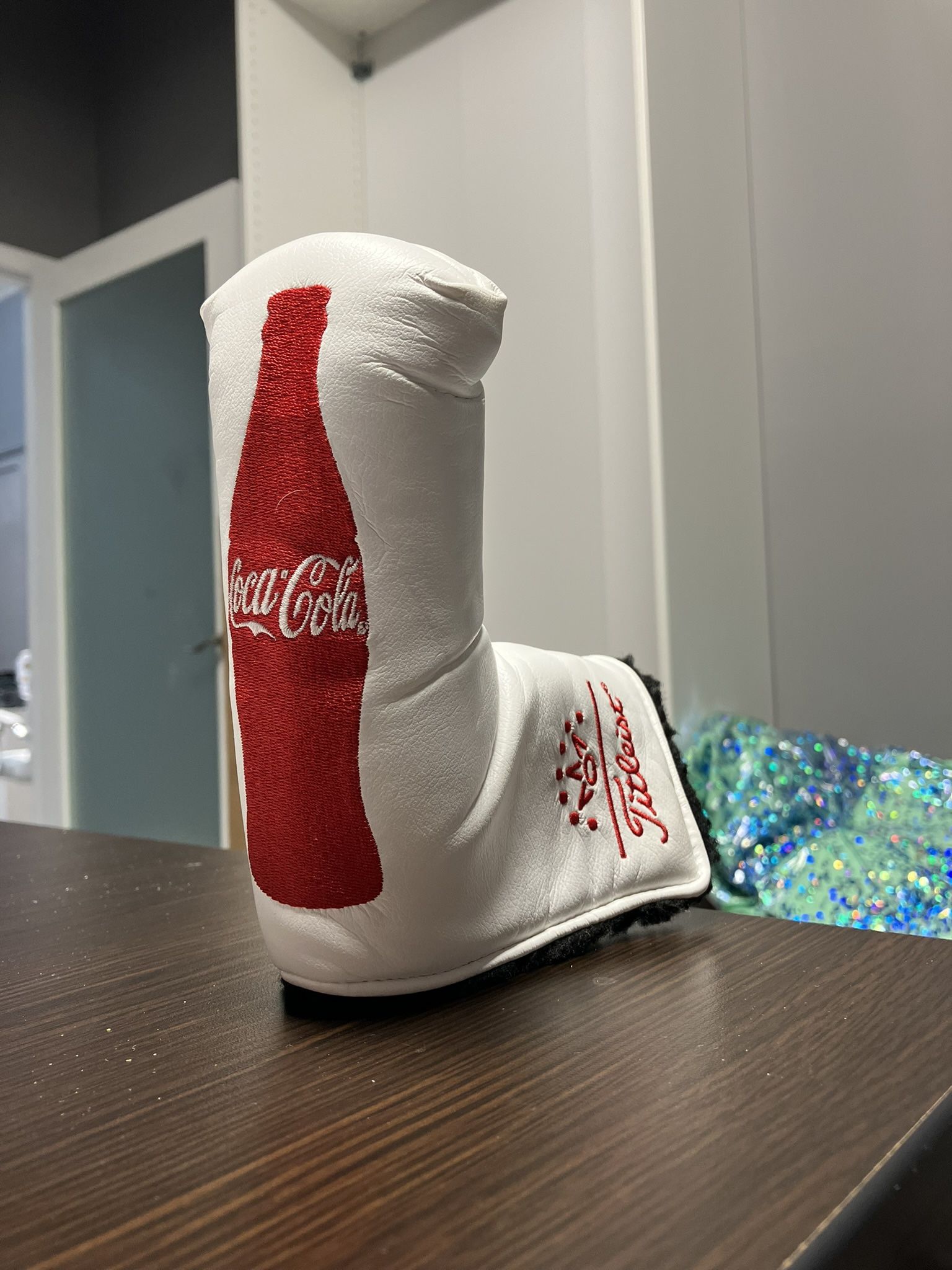Scotty Cameron × Coca Cola “Shadow Creek” Blade Putter Headcover