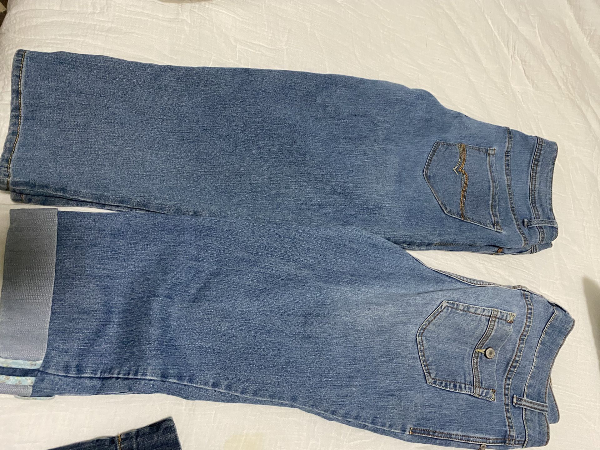 Faded Glory Capris $5 Each Size 14