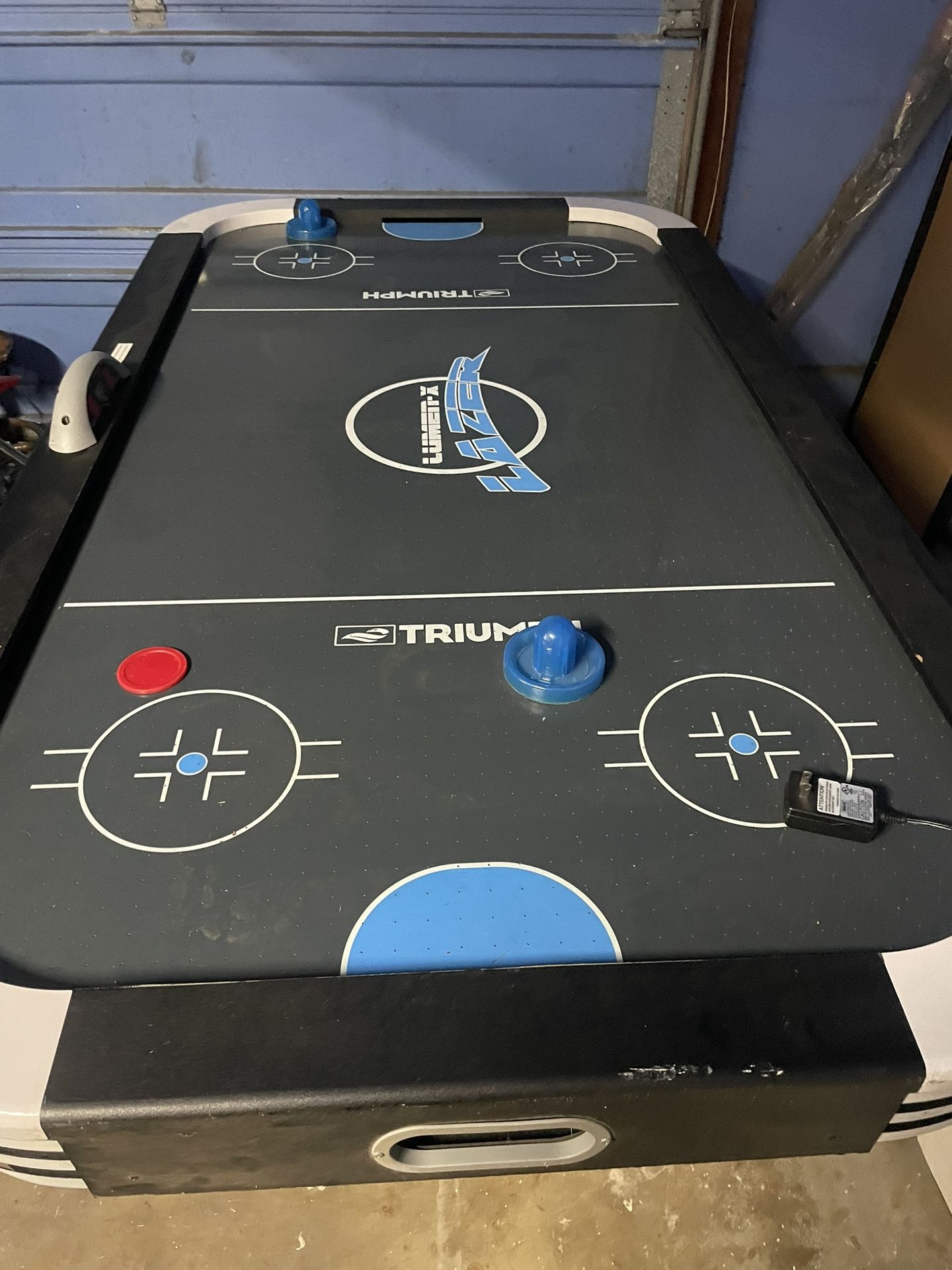 Air Hockey Table