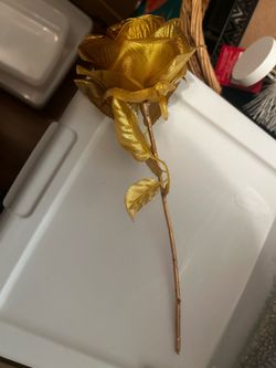 Artificial Gold Roses - 12 in all