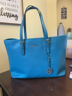 Michael Kors Tote
