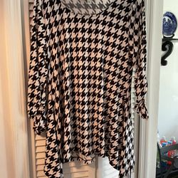 Chai’s Herribone Shark Bite Blouse Size XL 