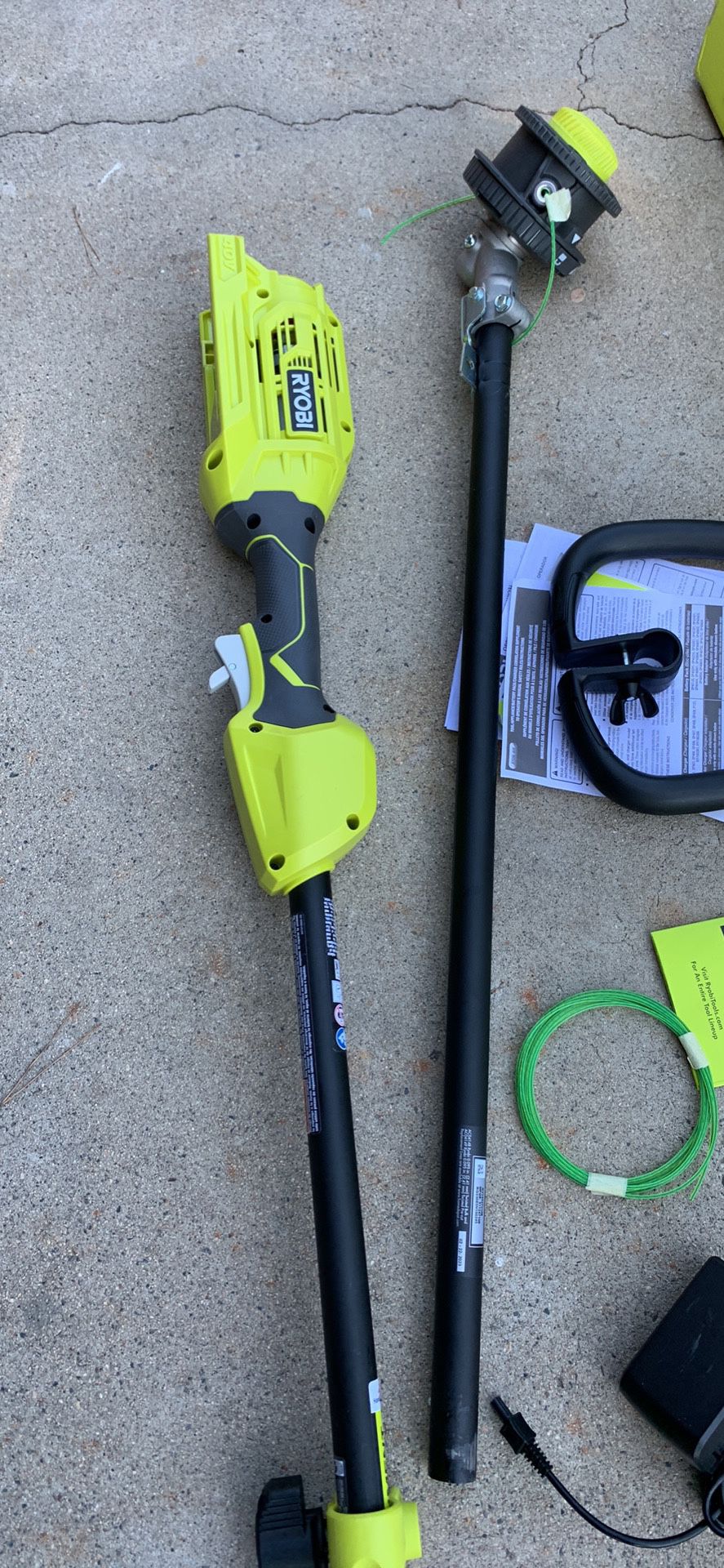  RYOBI 40-Volt Lithium-Ion Cordless Attachment Capable String  Trimmer, 4.0 Ah Battery and Charger Inc : Patio, Lawn & Garden