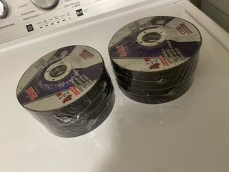 SALI 4 Pack Cut Off Wheel 4 1/2 Inch Cutting Wheels 4-1/2" x 3/64" x Blue asking 5$ each or take all 4 for 15$ pick up in Ontario