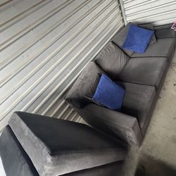 Living Spaces Couch W/ Chaise