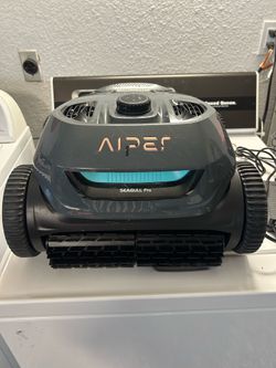 Aiper Seagull Pro Cordless Pool Cleaner