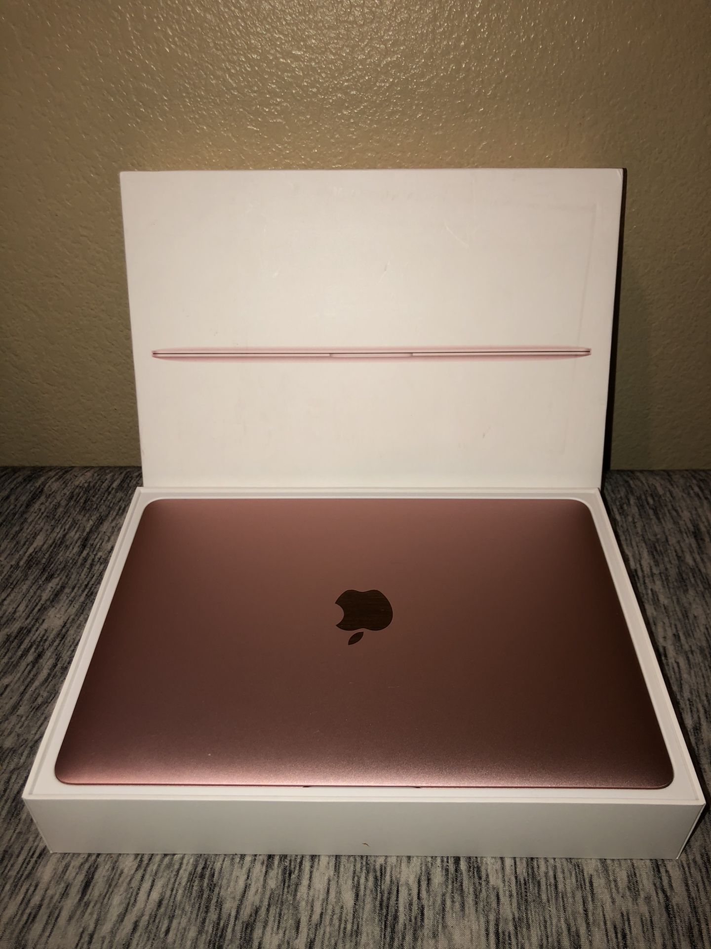 12 inch Rose Gold MacBook