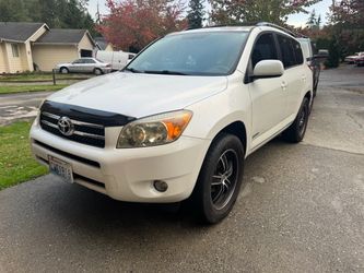 Toyota RAV4 SUV White