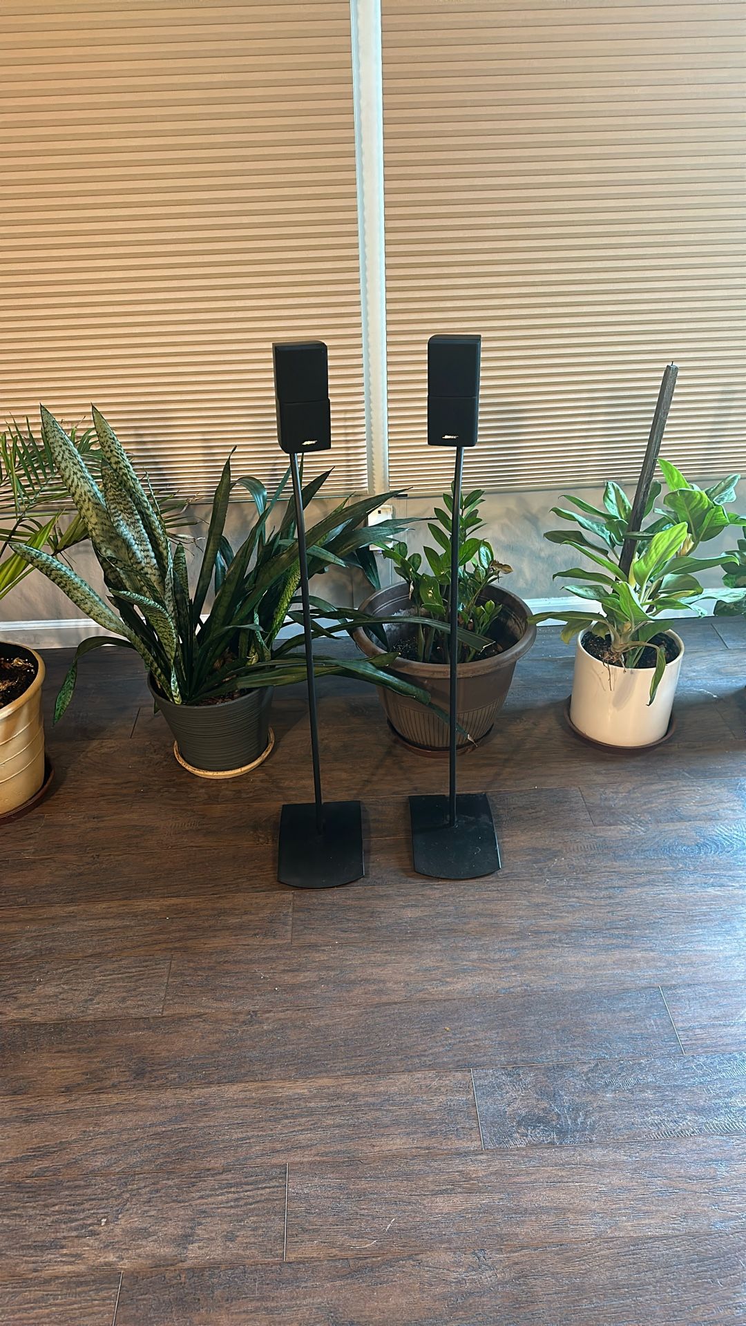 Bose Acoustimass 15 Cubes And Stands $25 Each Sold As Pairs 