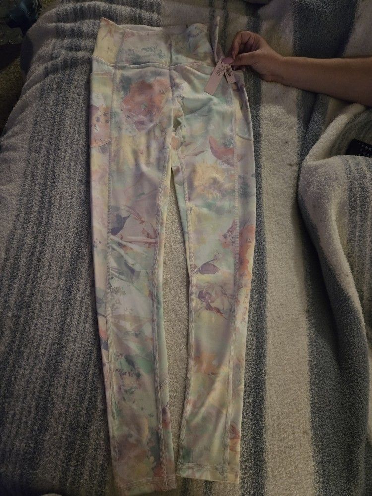 $7 Victoria's Secret Leggings!