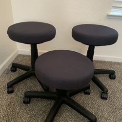 Teknion Ability Spinner Adjustable Height Stools like new