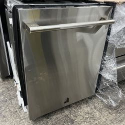Jenn Air Rise Stainless Steel Dishwasher 24”