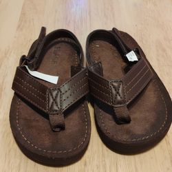 Brand new boys sandles size 8/9