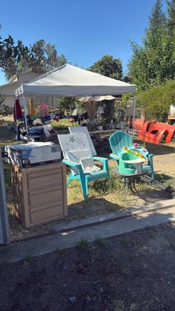 Country Yard Sale