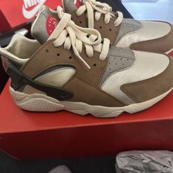 Nike Huarache Men’s 8