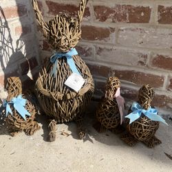 Set Of Wire Bunny And 3 Ducklings 