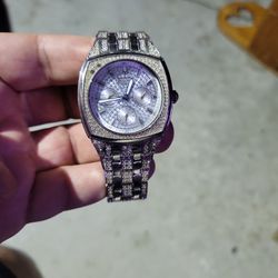 Bulova Phantom Crystal 