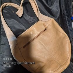 Tignanullo Sboulder Bag in Rustic Tan Cowhide